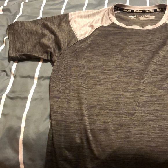 Reebok men’s workout t - Picture 2 of 2